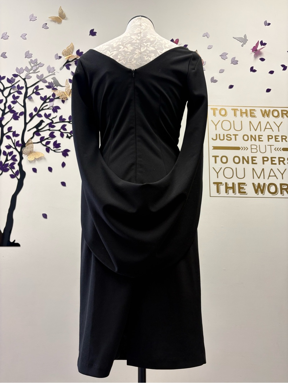 Betsy & Adam Jordan Scuba crepe Draped Back Dress - Picture 3 of 9